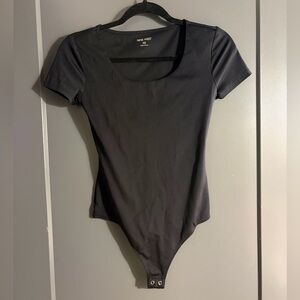 Nine West Short Sleeve Scoop Neck Bodysuit Black XS